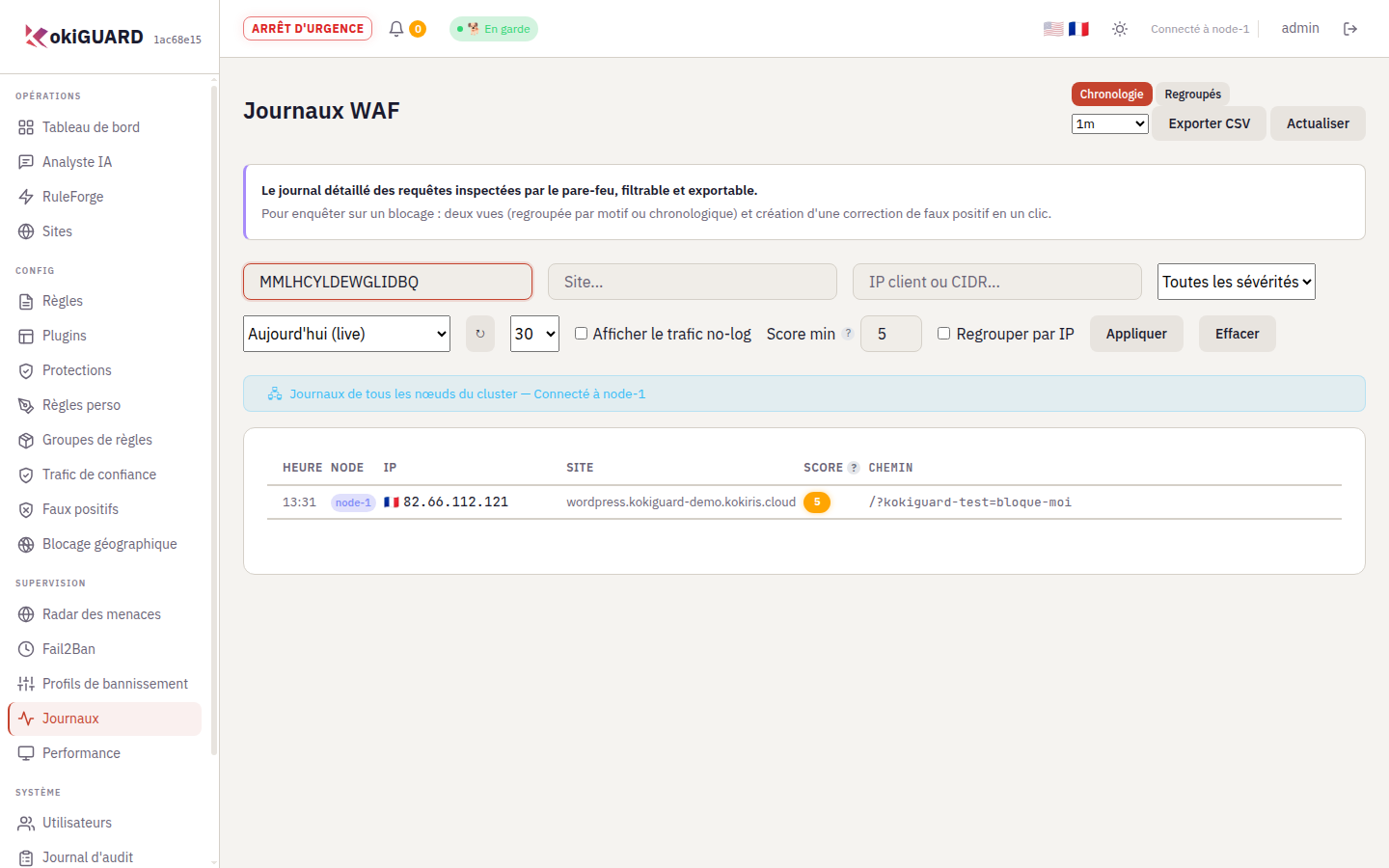 Journaux WAF avec l'identifiant MMLHCYLDEWGLIDBQ collé dans le champ Rechercher par Request ID : une seule ligne s'affiche, avec l'heure, l'adresse IP, le site, le score 5 et le chemin de la requête bloquée